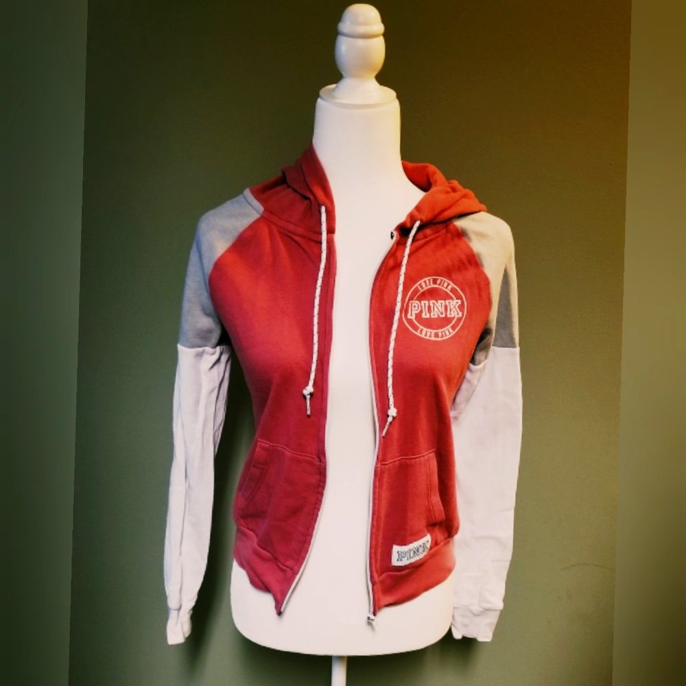 Final offer PINK VS LOGO HOODIE